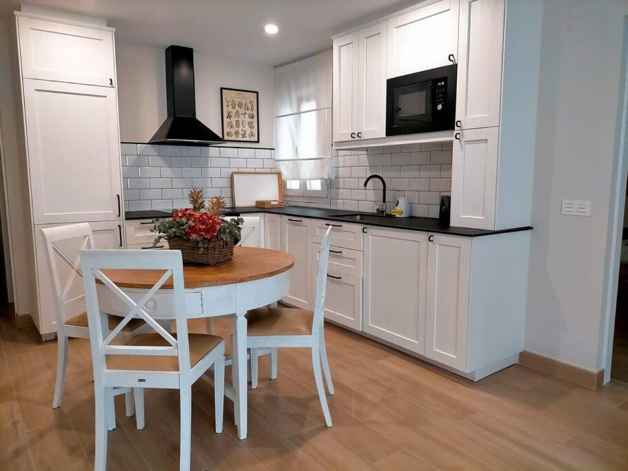 Piso Con Encanto En Pleno Centro Oviedo Ngoại thất bức ảnh