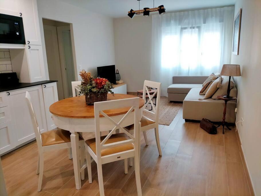 Piso Con Encanto En Pleno Centro Oviedo Ngoại thất bức ảnh